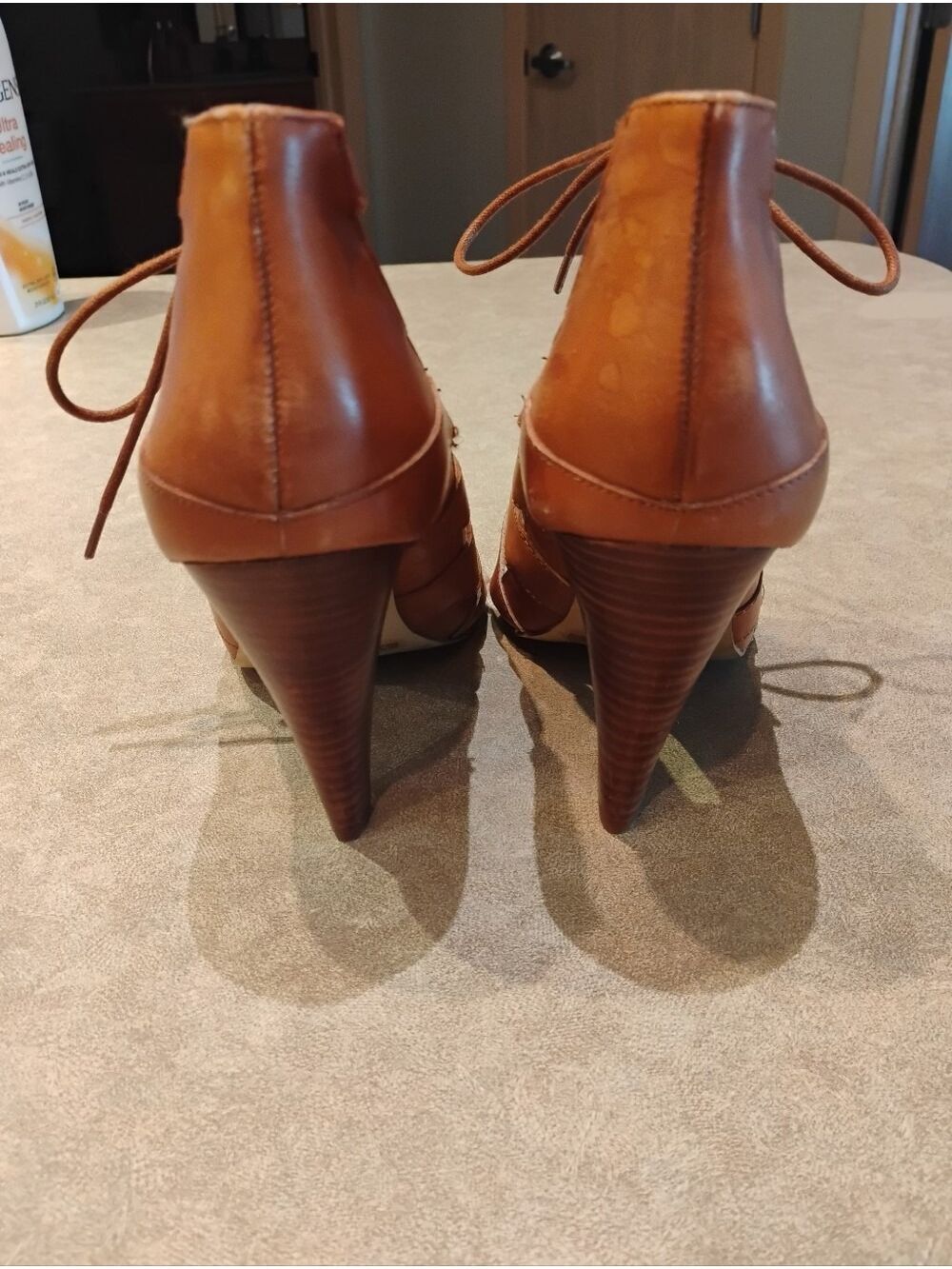 BCBGeneration Brown Lace-Up Cutout Heeled Sandals/Shoes - Picture 4 of 8